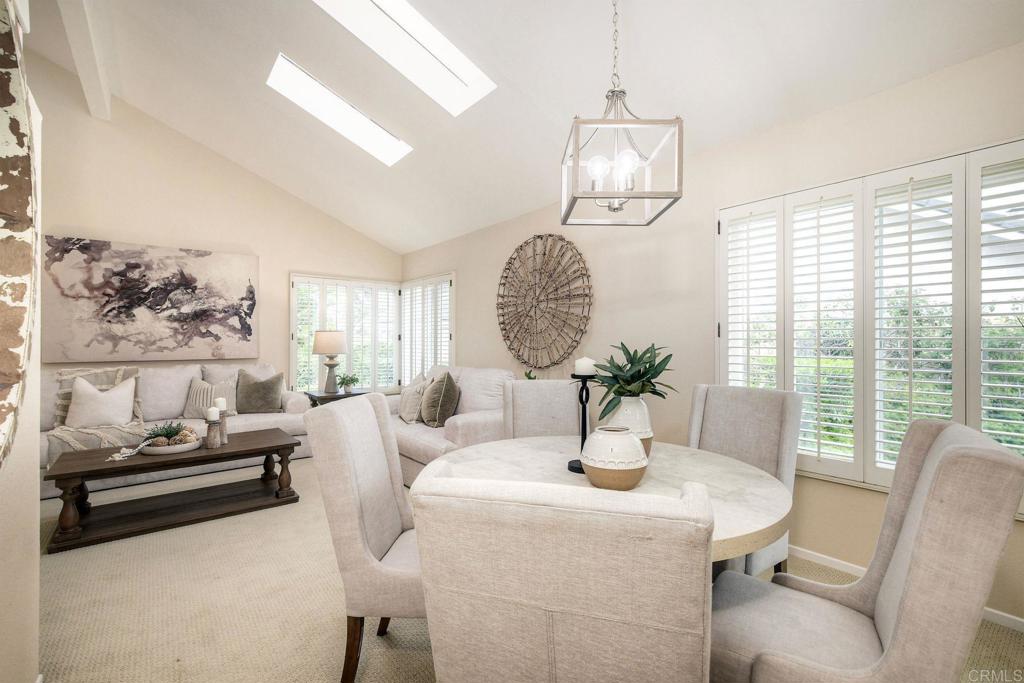 2609 Sombrosa Street