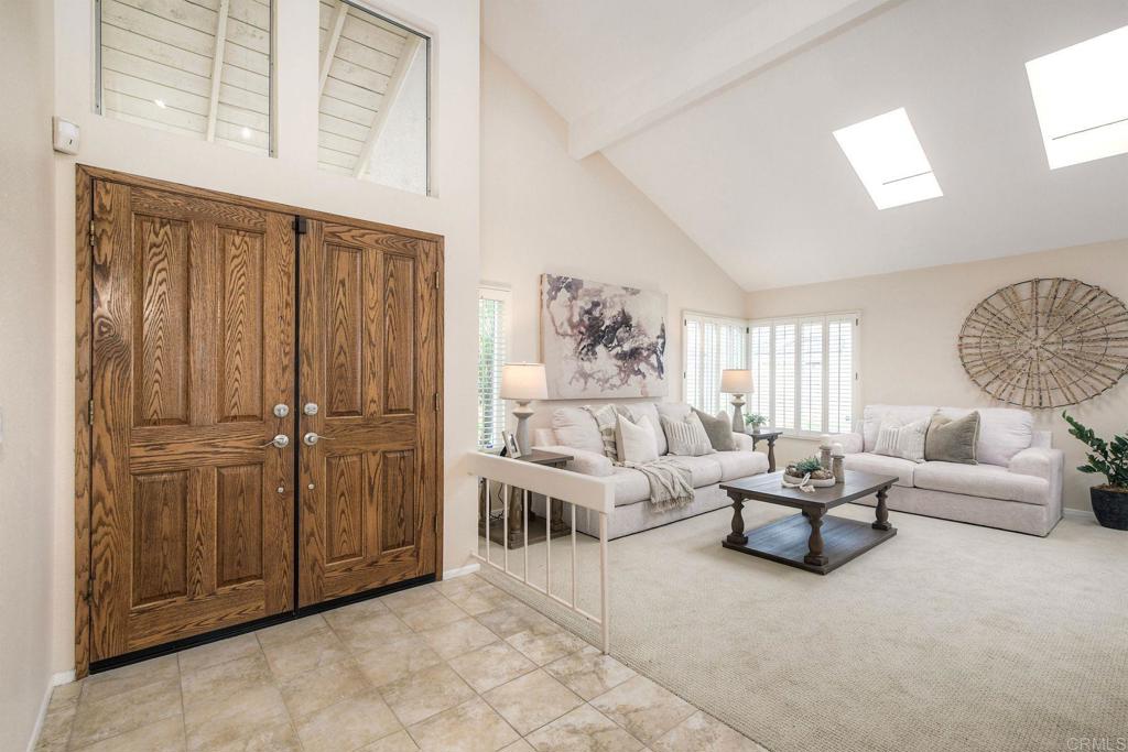 2609 Sombrosa Street