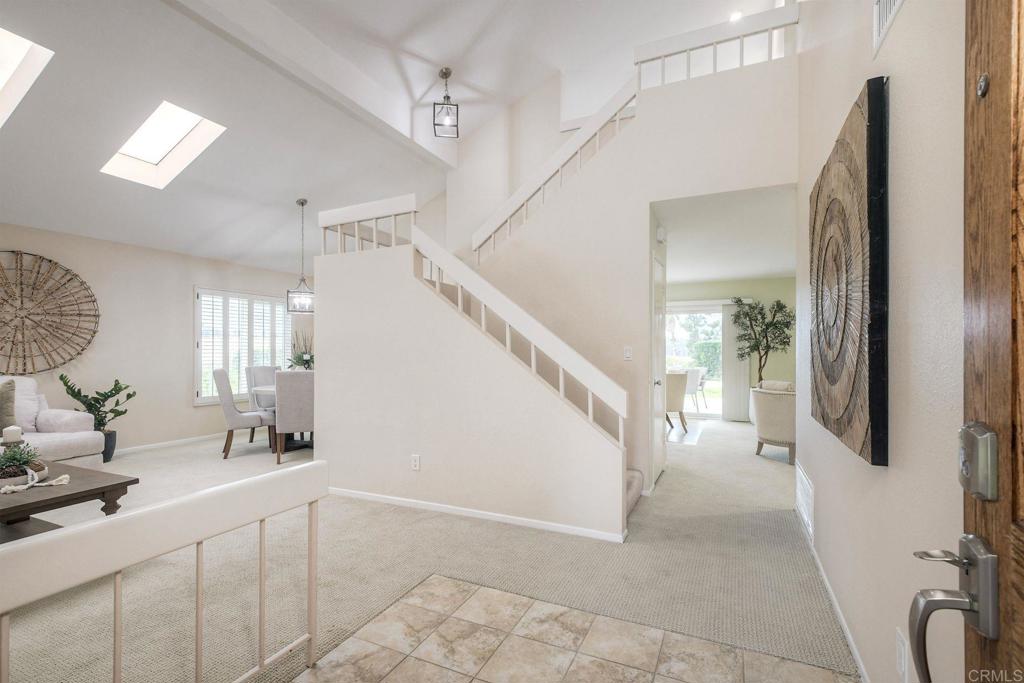 2609 Sombrosa Street