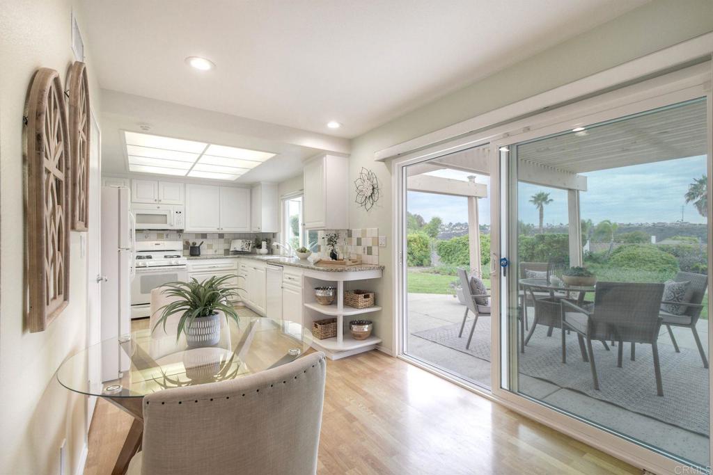 2609 Sombrosa Street