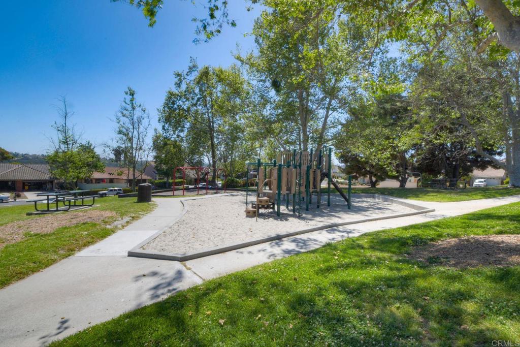 2609 Sombrosa Street