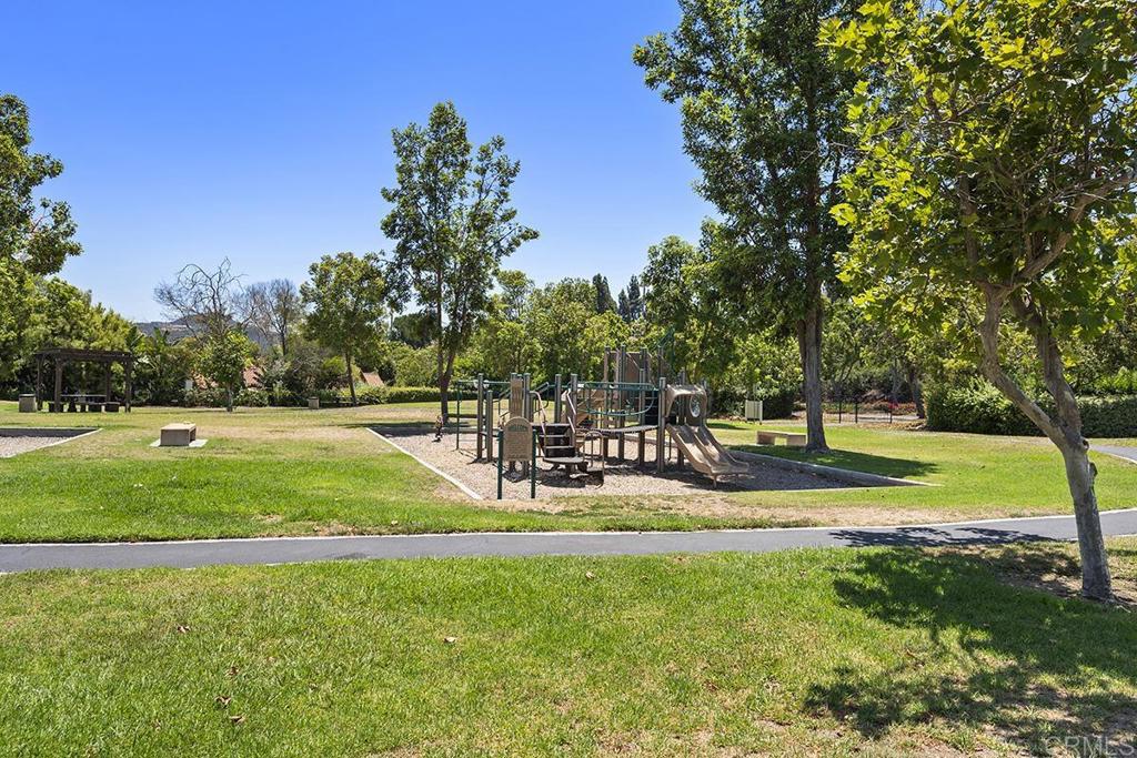 12502 Calle Tamega 132