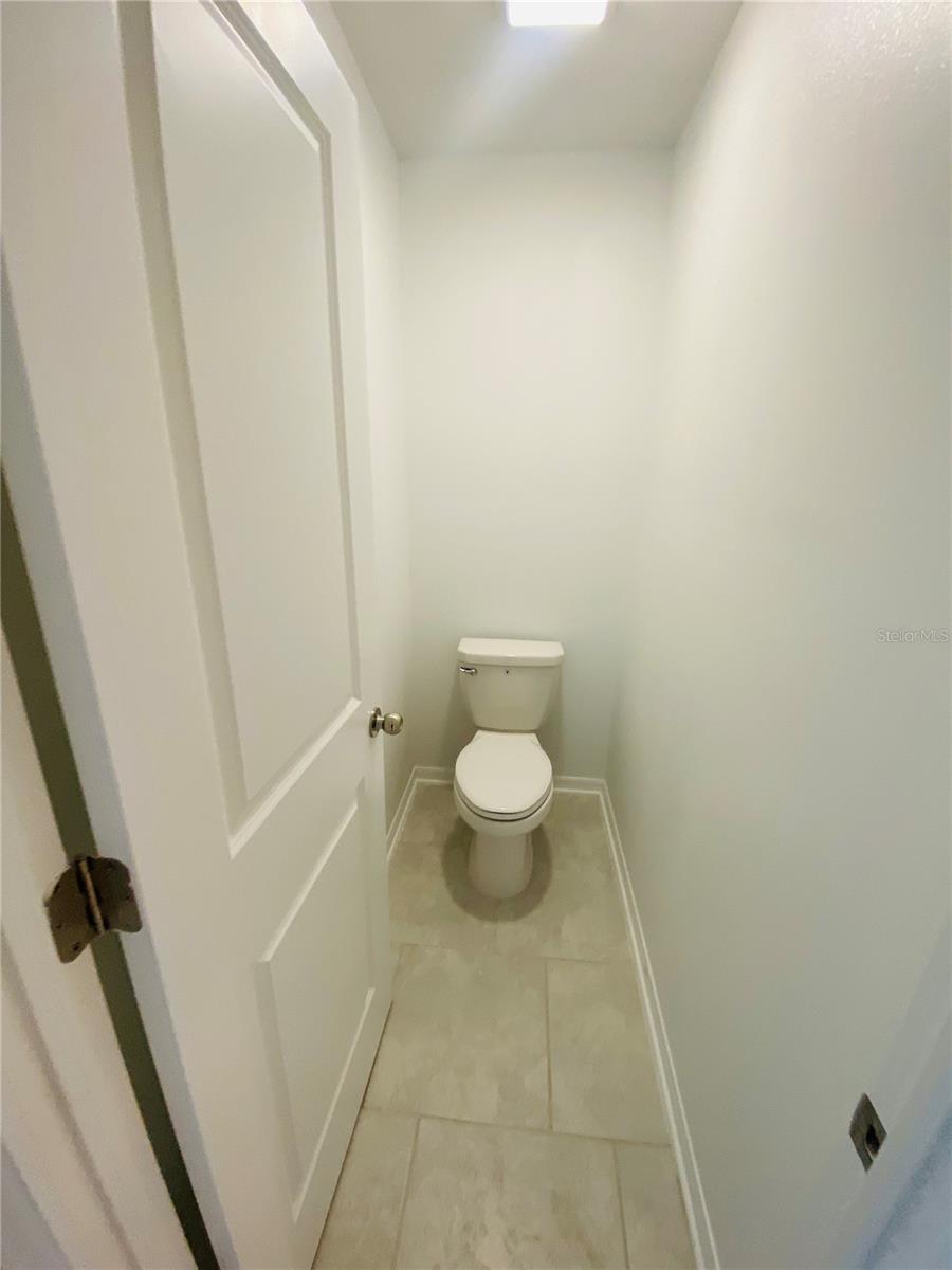 1438 AUSTIN ST
