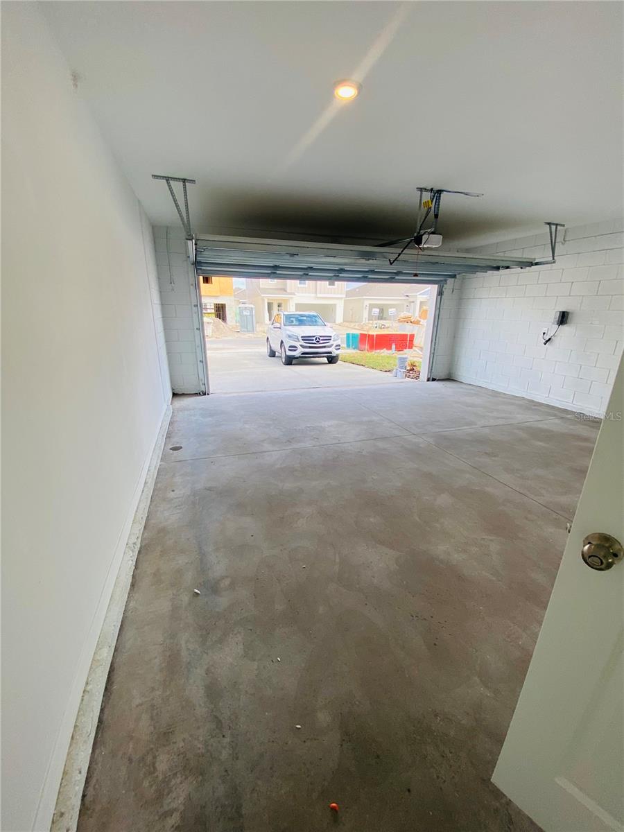 1438 AUSTIN ST