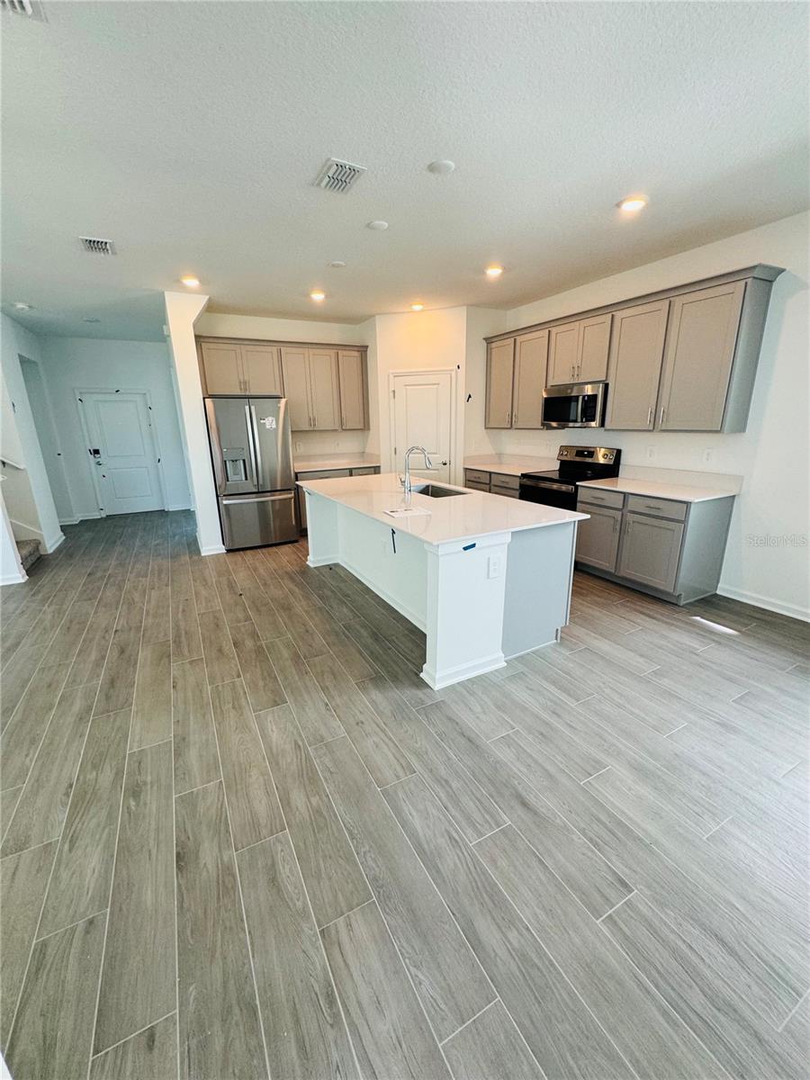 6423 PINE FORK ALY