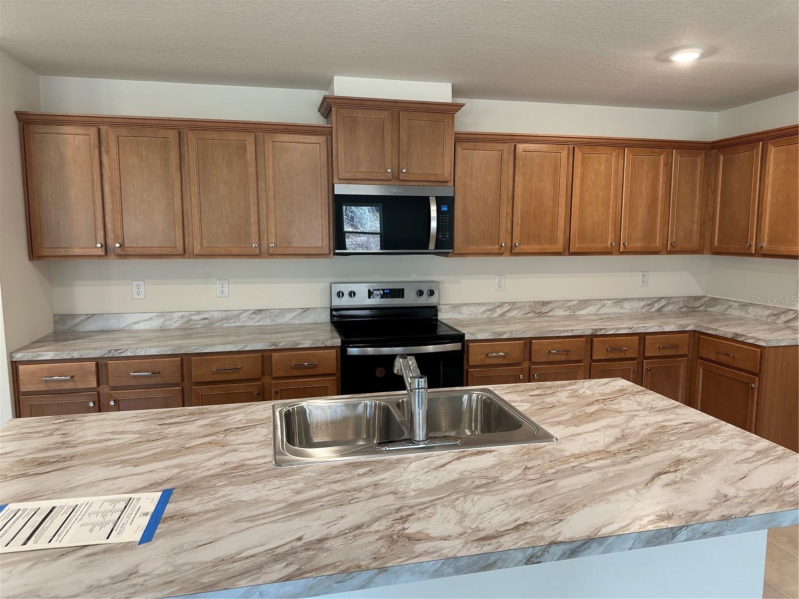 930 PANTHER LAKE PKWY