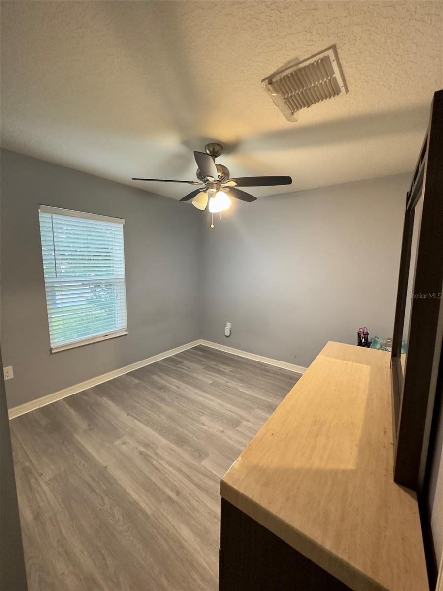 2940 IVY STABLE LN