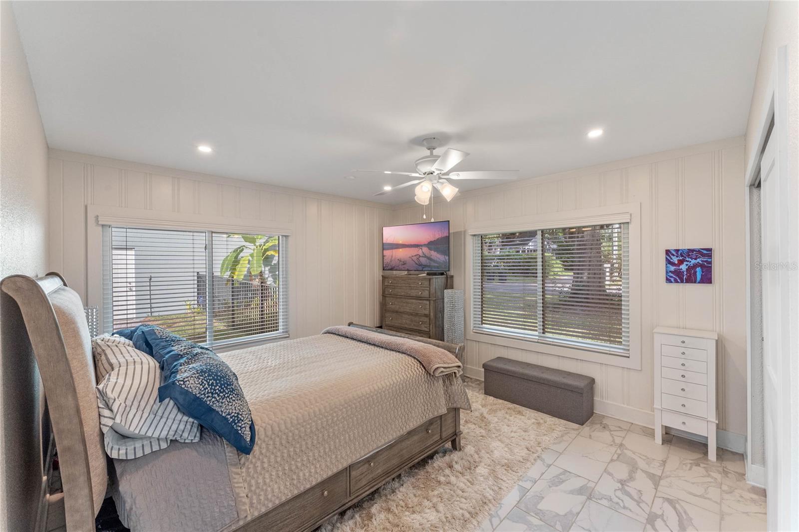 3000 ALAMO DR