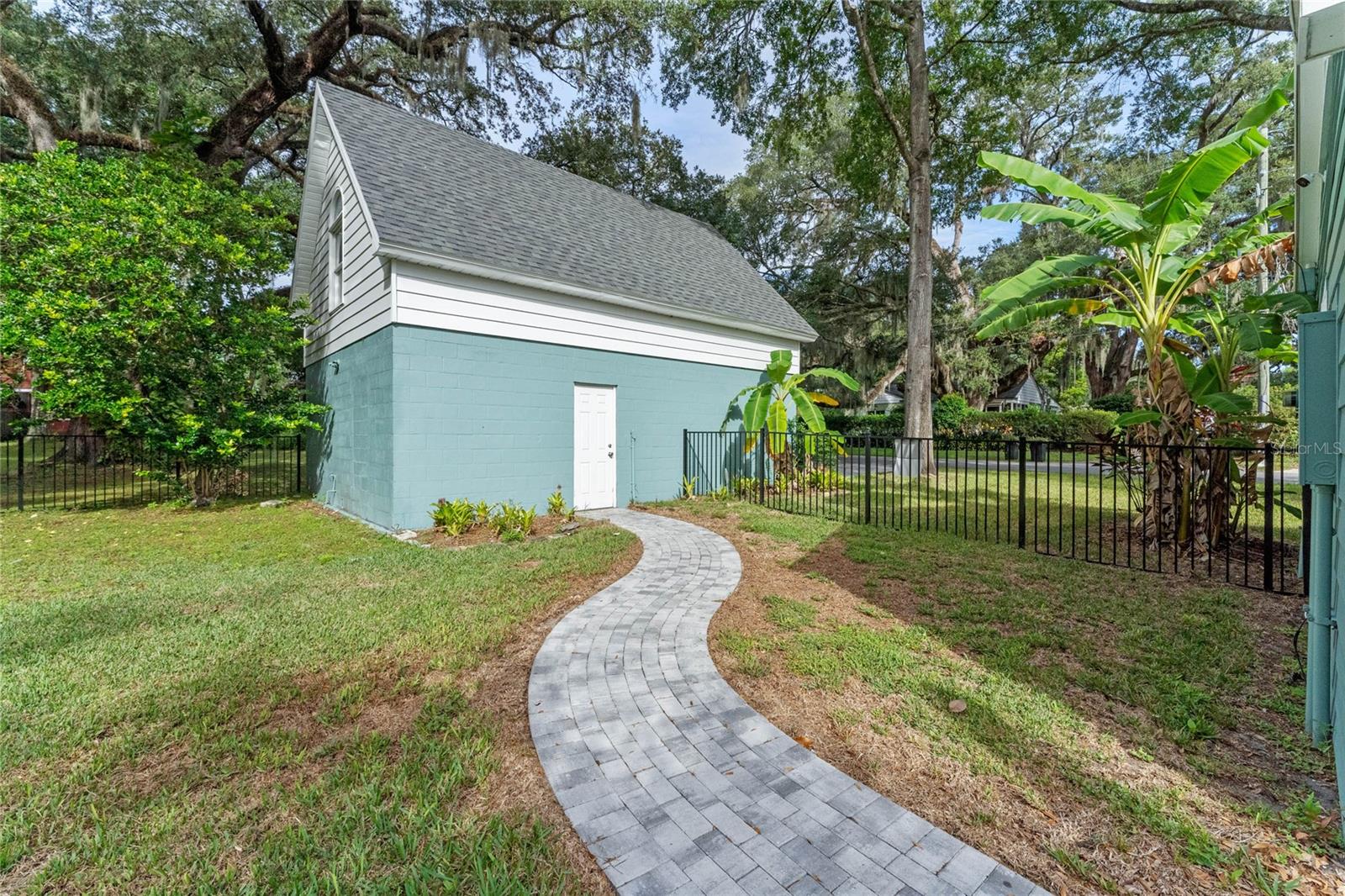 3000 ALAMO DR