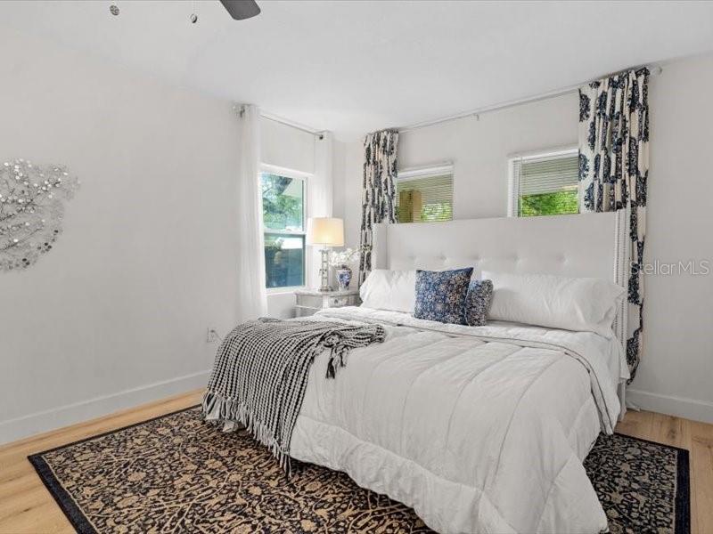 317 W LEWIS AVE