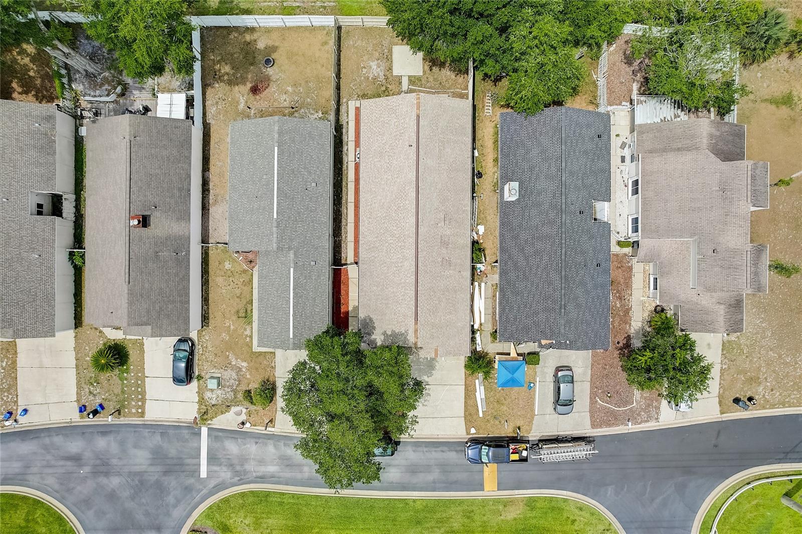 124 LAMPLIGHTER DR