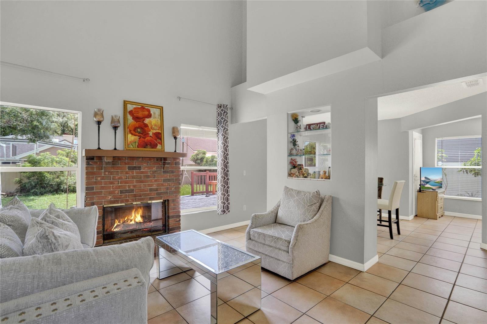 406 ROBYNS GLENN RD