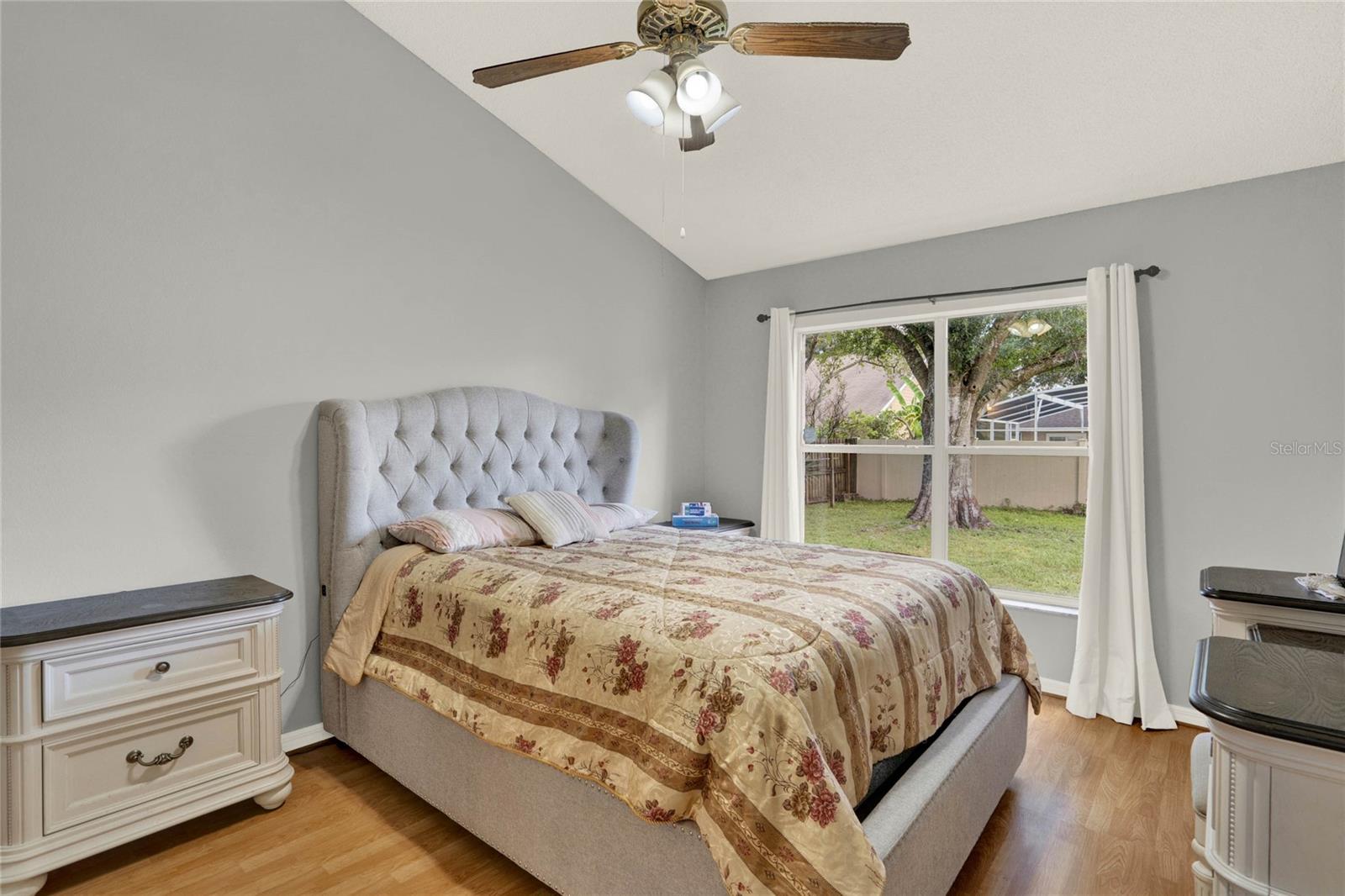 406 ROBYNS GLENN RD