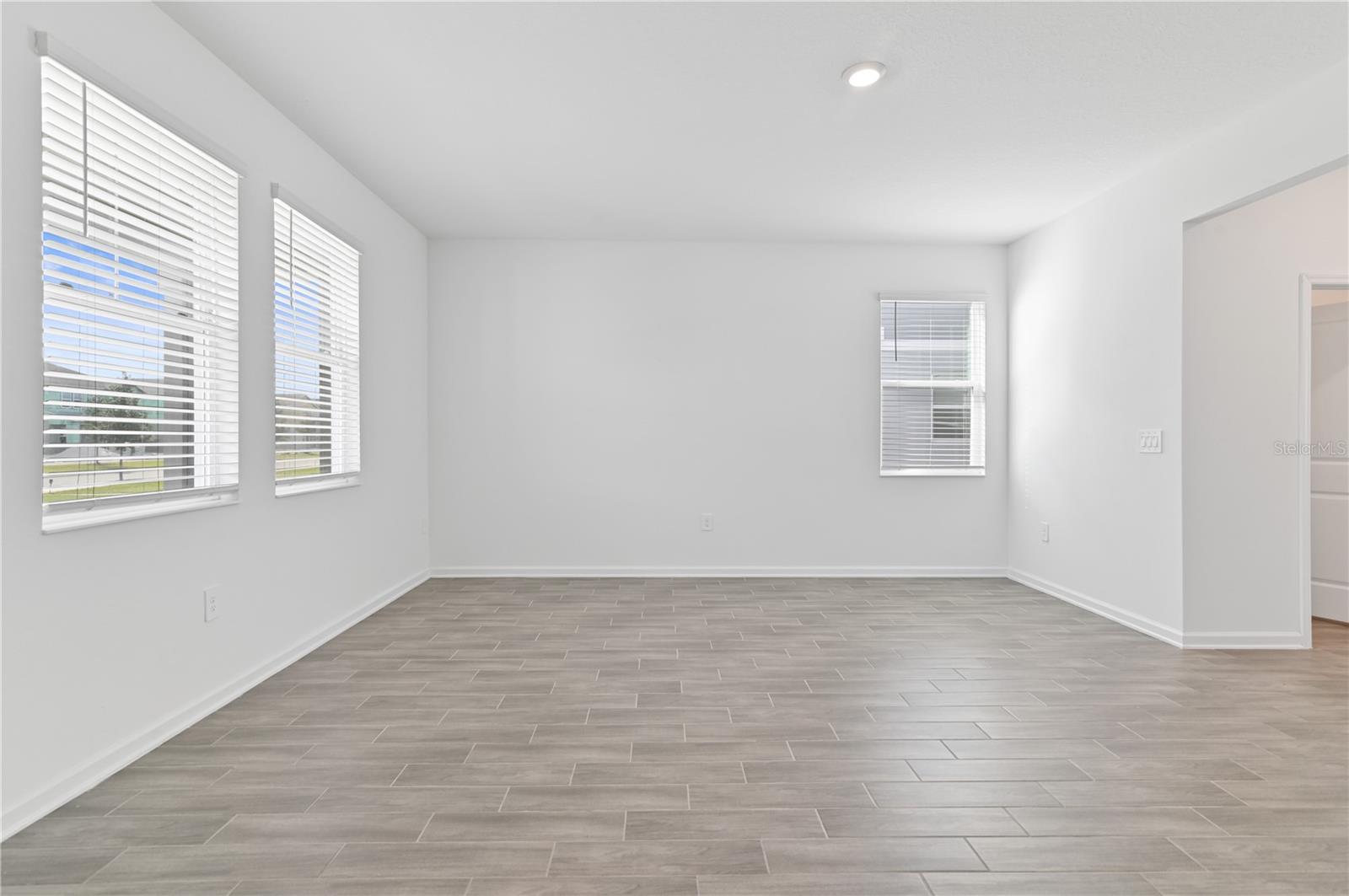 6446 LIMBERPINE ALY
