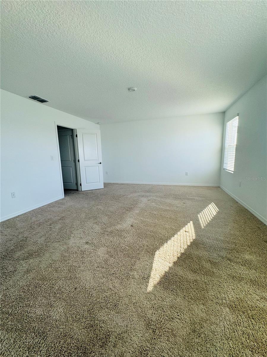 4239 SOUTHERN VISTA LOOP