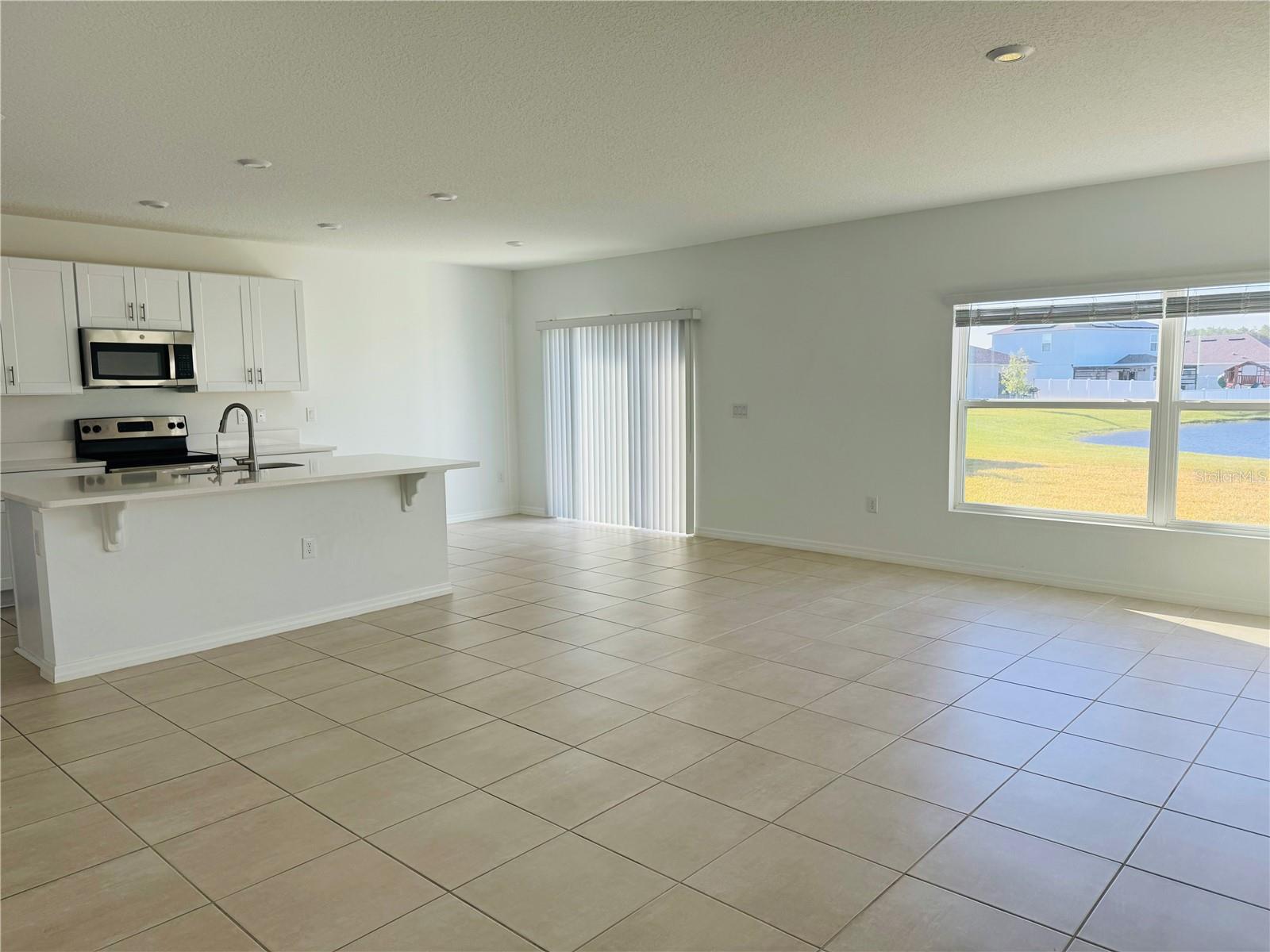 4239 SOUTHERN VISTA LOOP