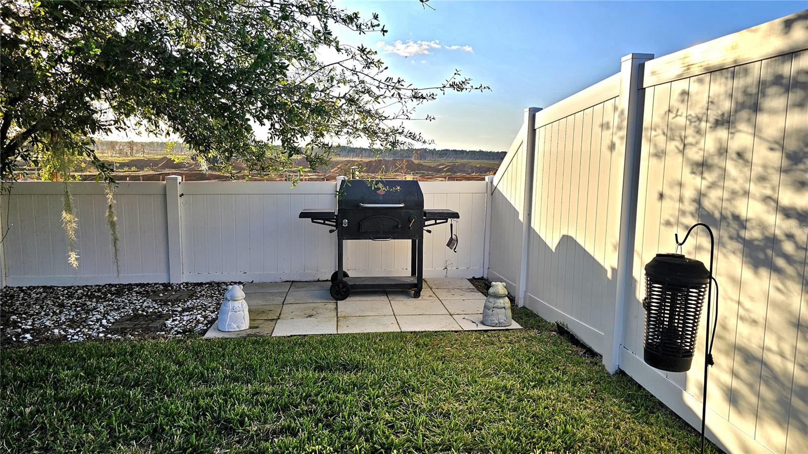 424 PINECREST LOOP