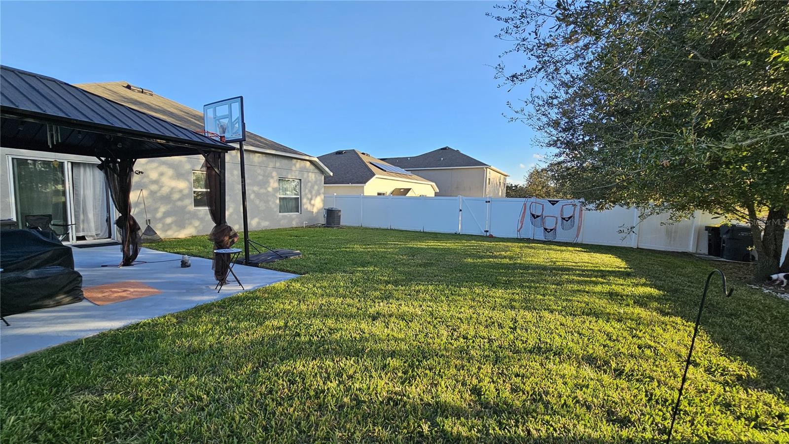 424 PINECREST LOOP