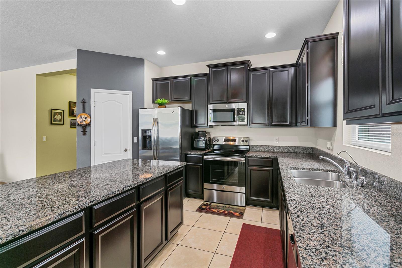 2559 EAGLE BAY BLVD