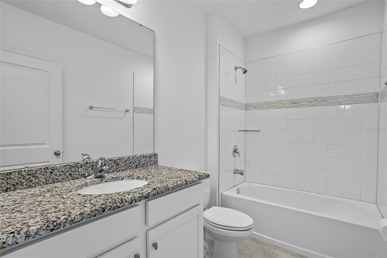 4022 ALISSA LN