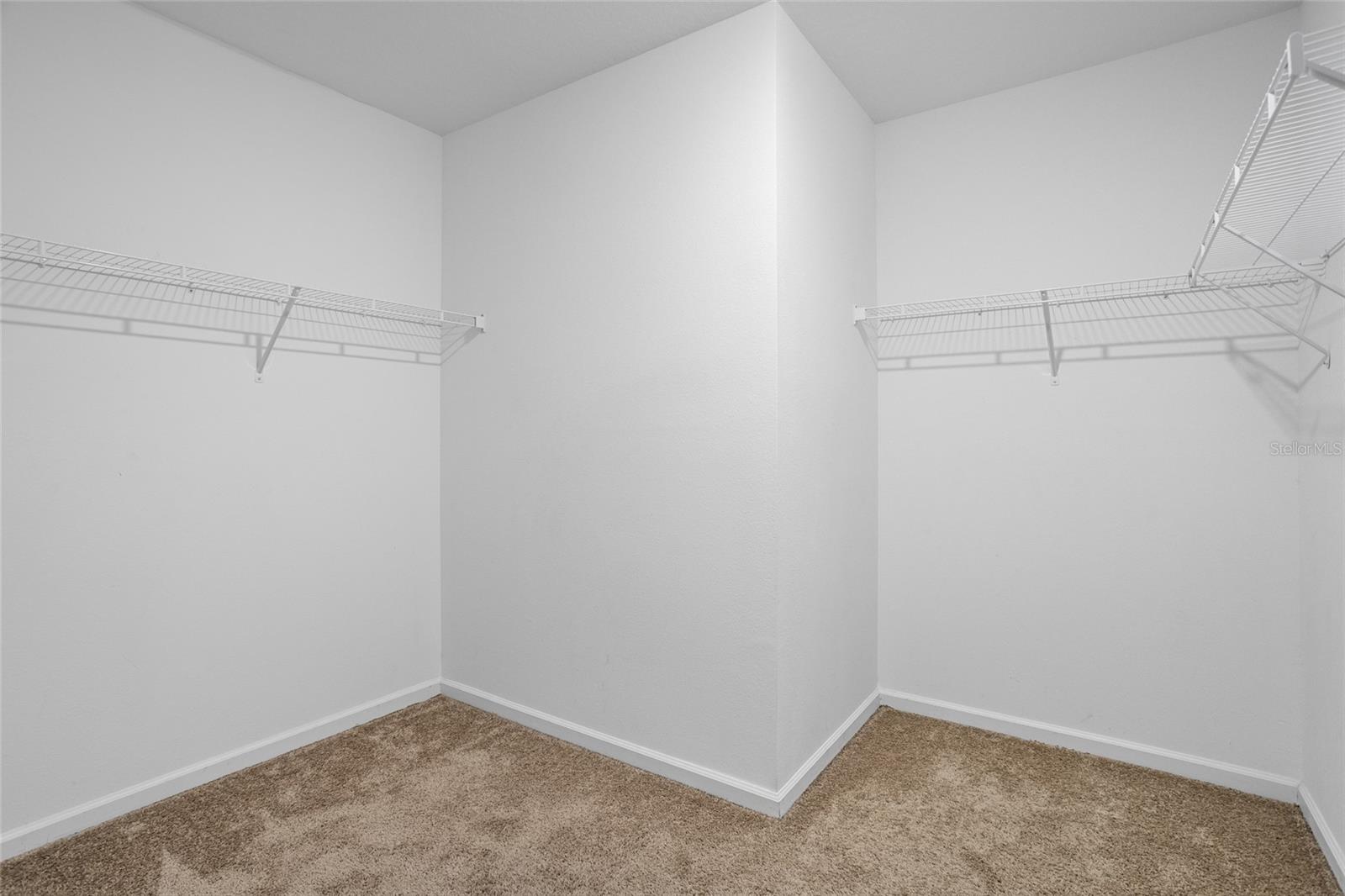 4022 ALISSA LN