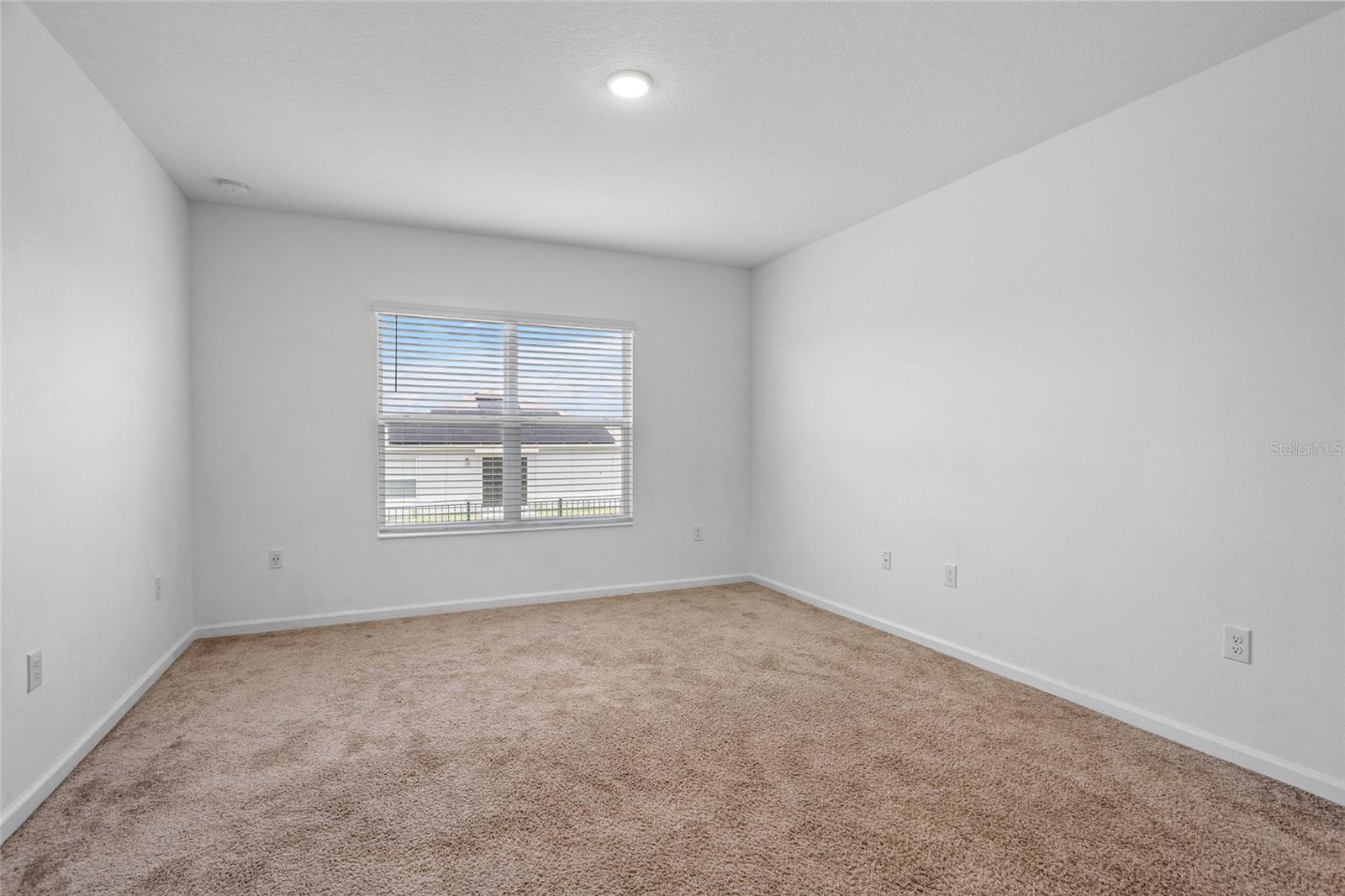 4022 ALISSA LN