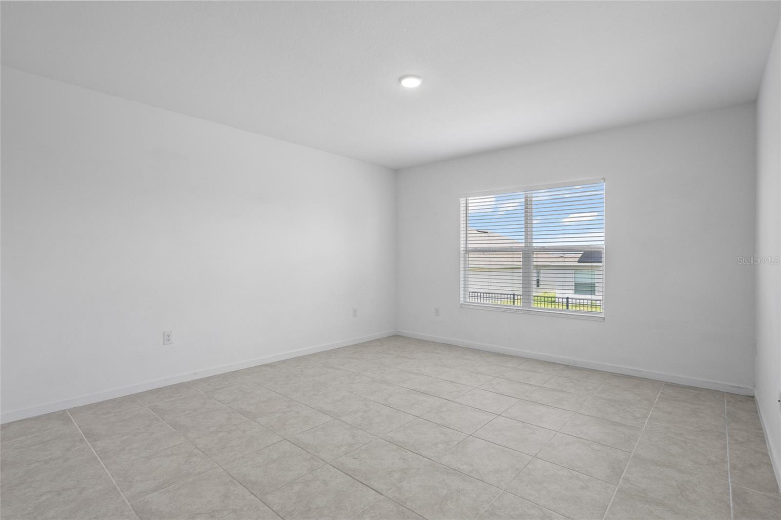 4022 ALISSA LN
