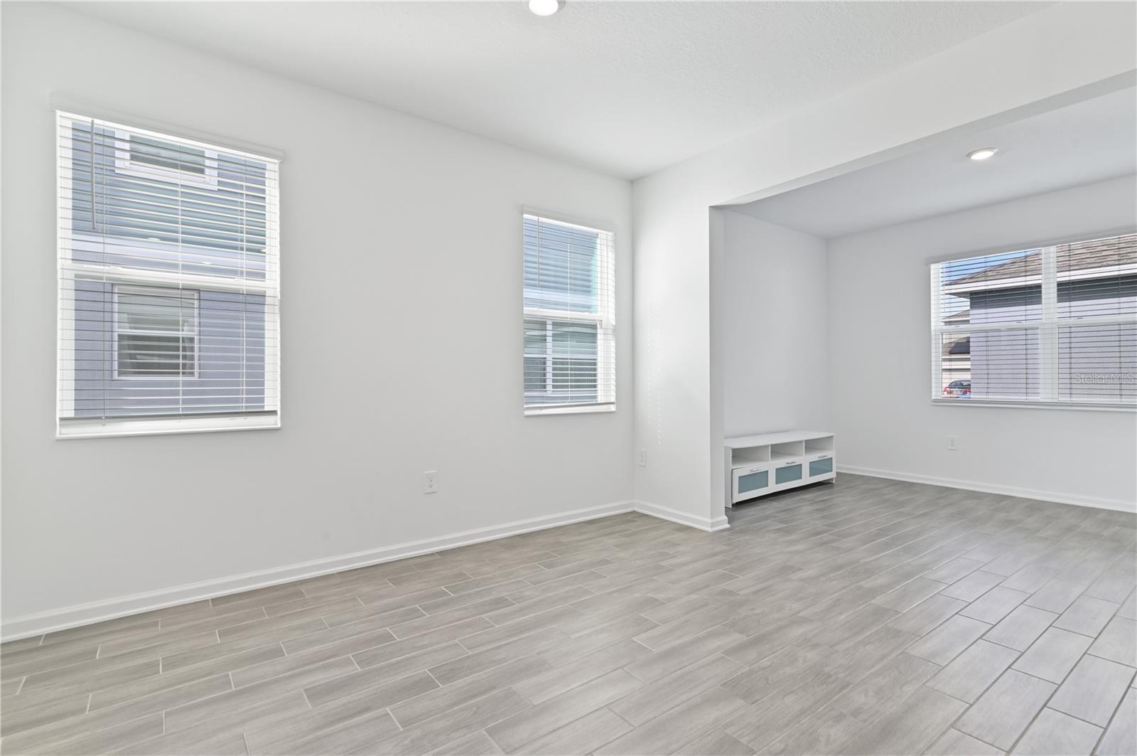 6446 LIMBERPINE ALY