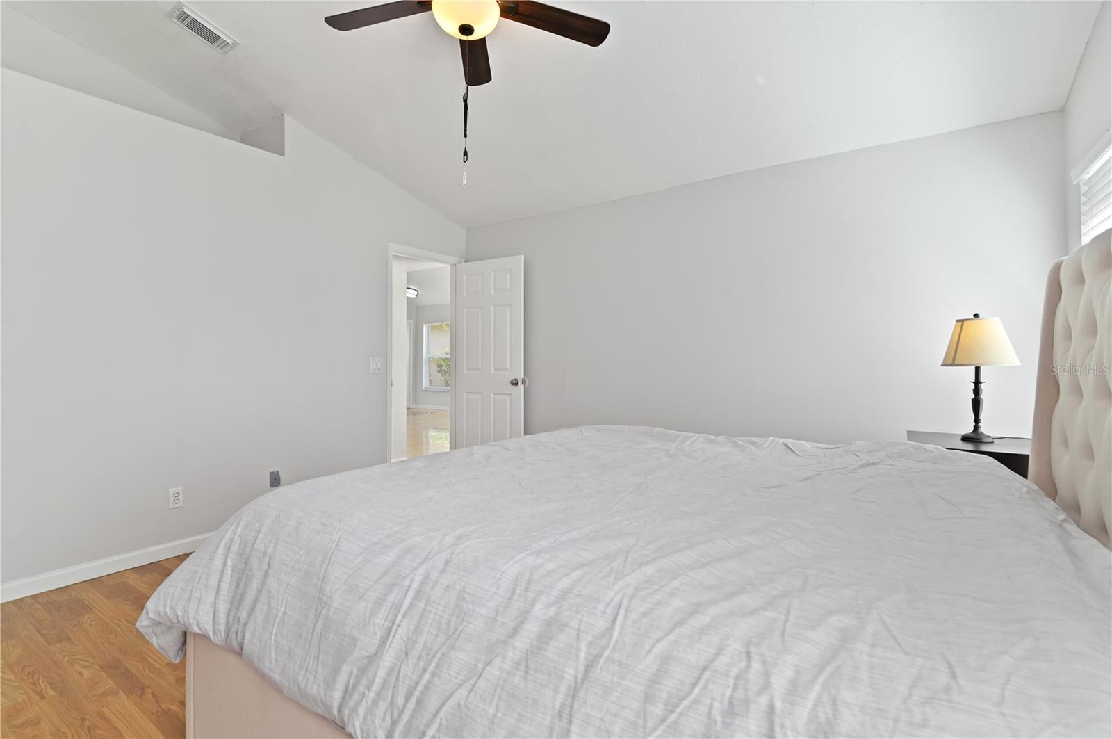 1714 SNARESBROOK WAY