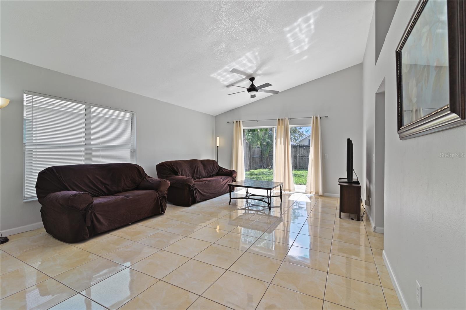 1714 SNARESBROOK WAY