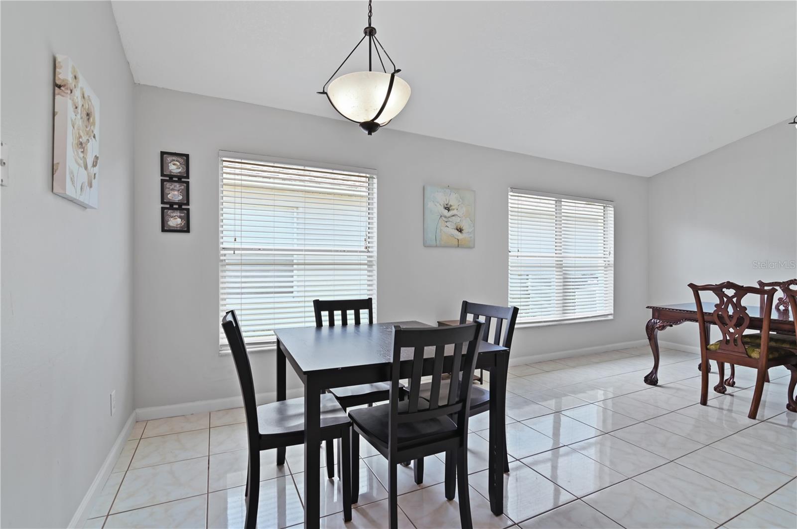 1714 SNARESBROOK WAY