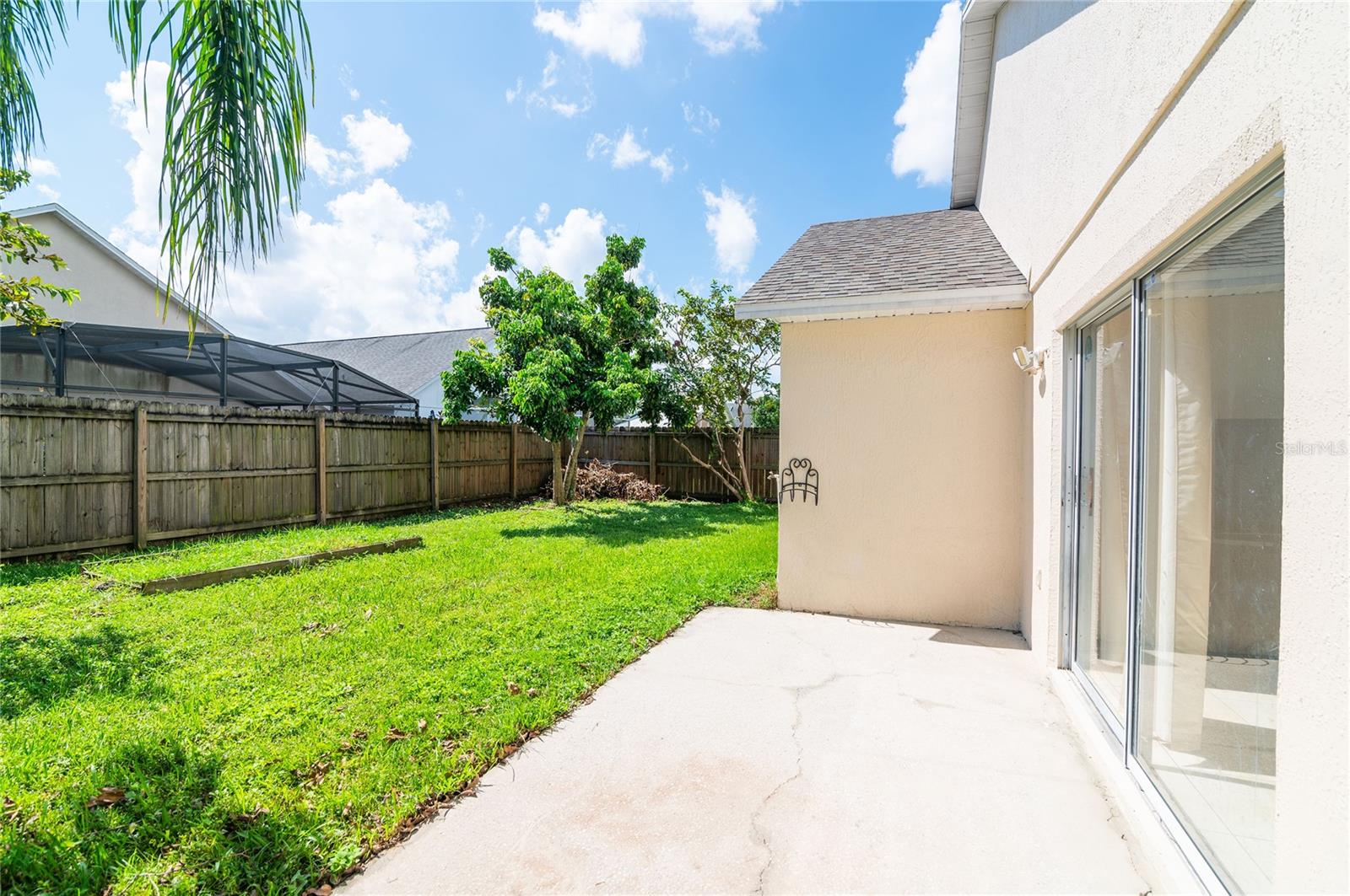 1714 SNARESBROOK WAY