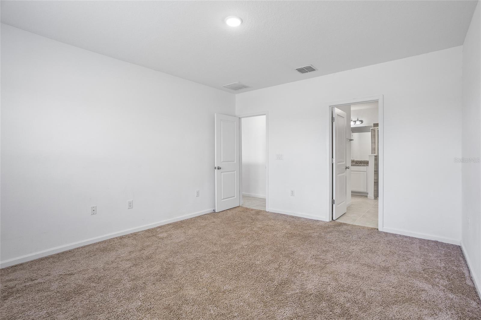 4022 ALISSA LN