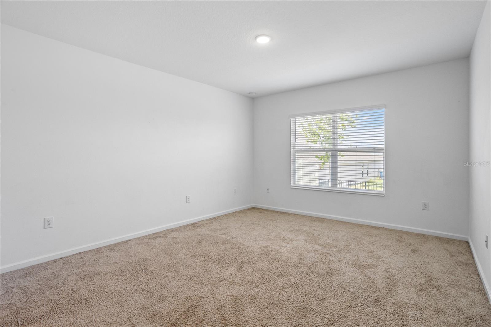 4022 ALISSA LN