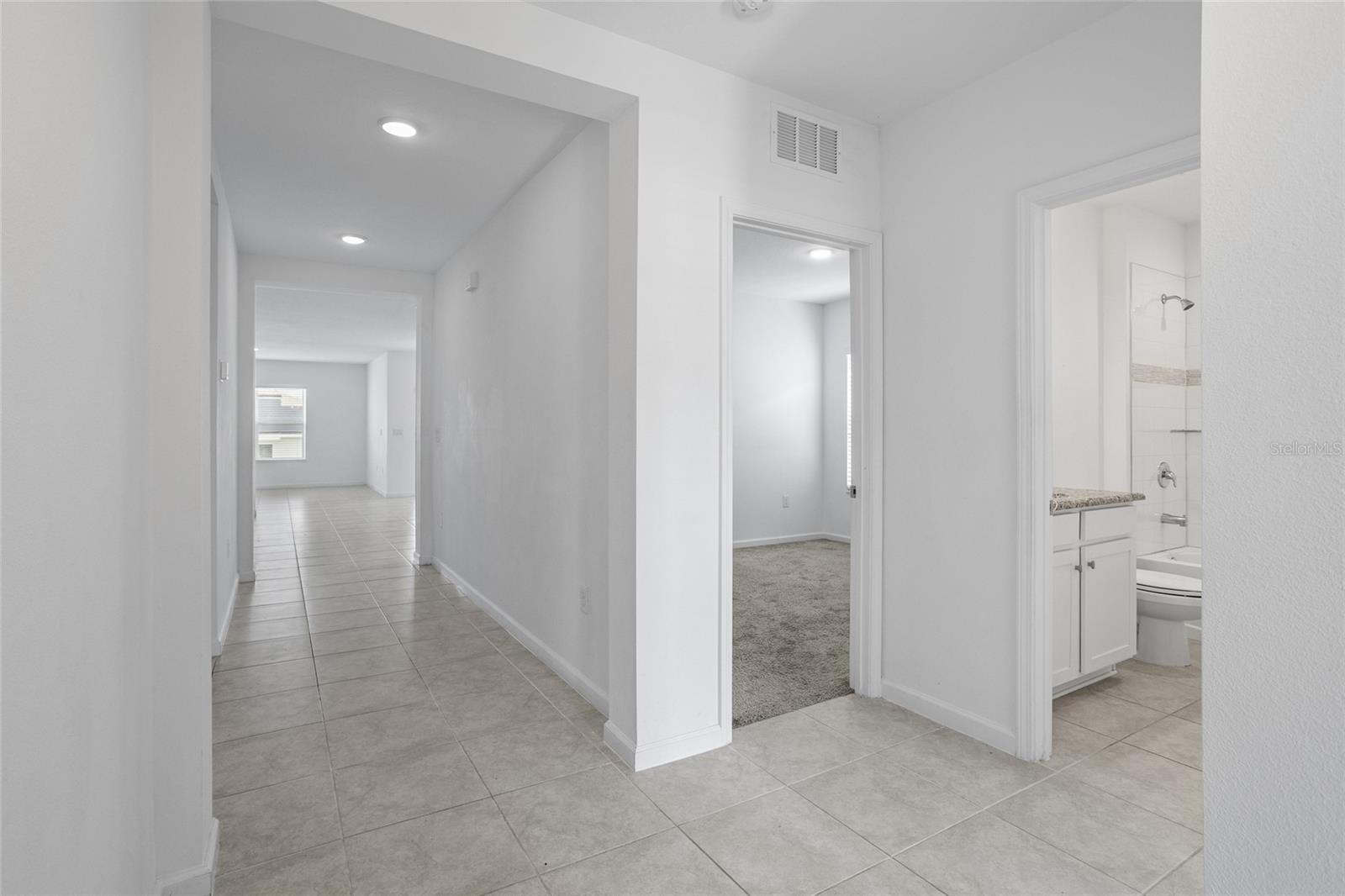 4022 ALISSA LN