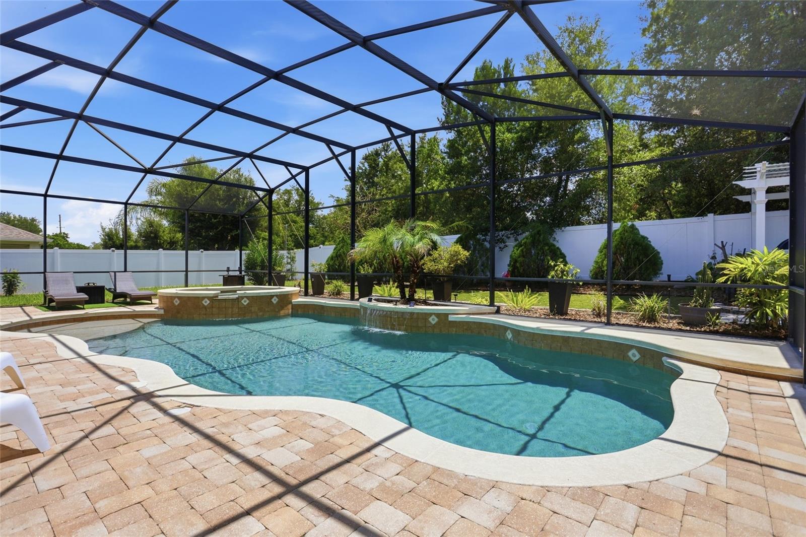 106 ALEXANDRIA PLACE DR