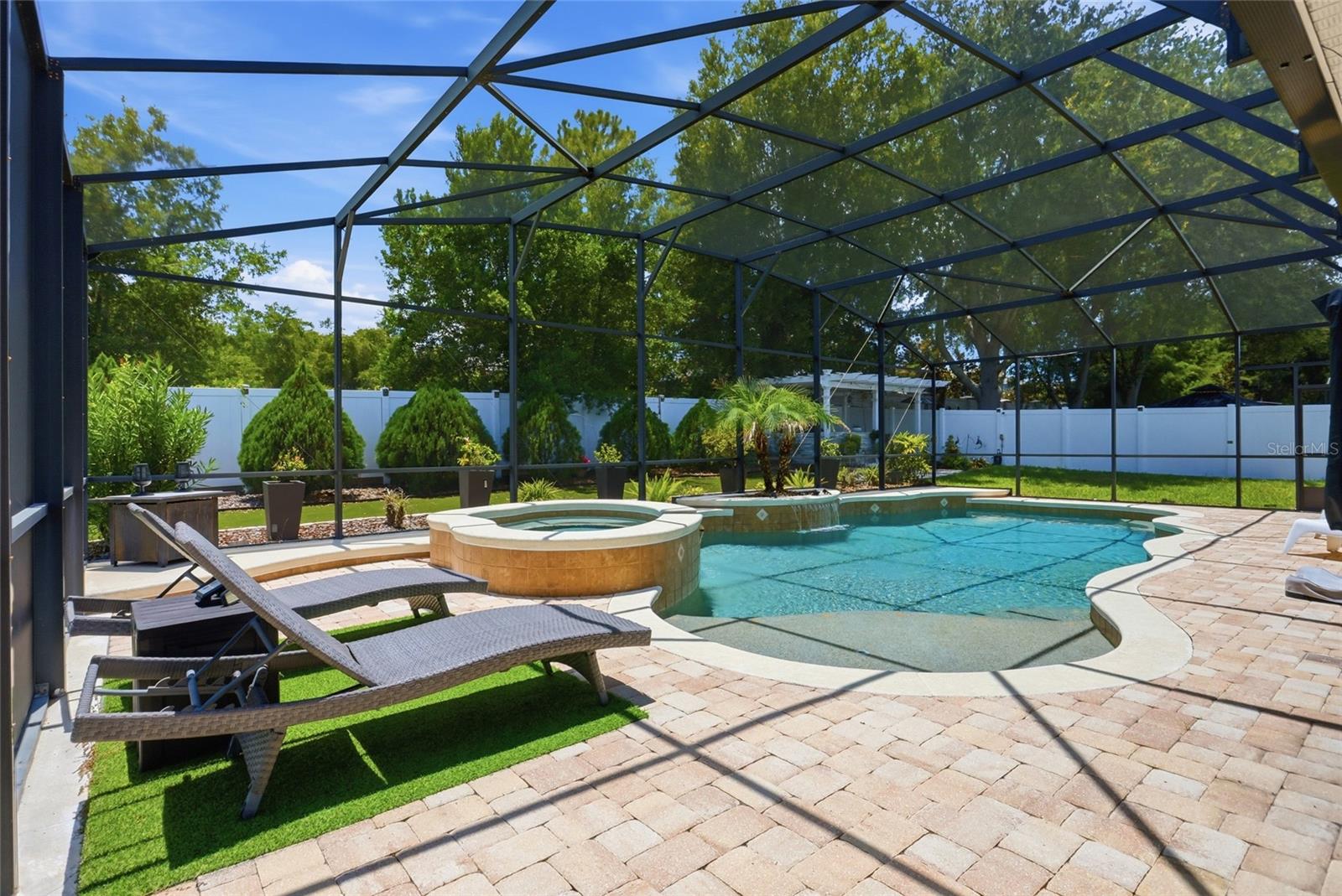 106 ALEXANDRIA PLACE DR