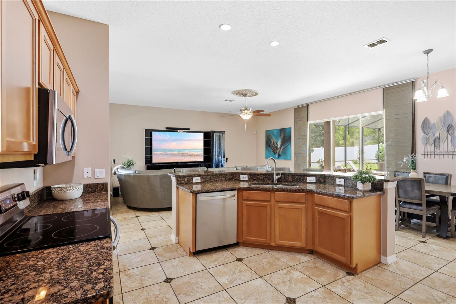 106 ALEXANDRIA PLACE DR