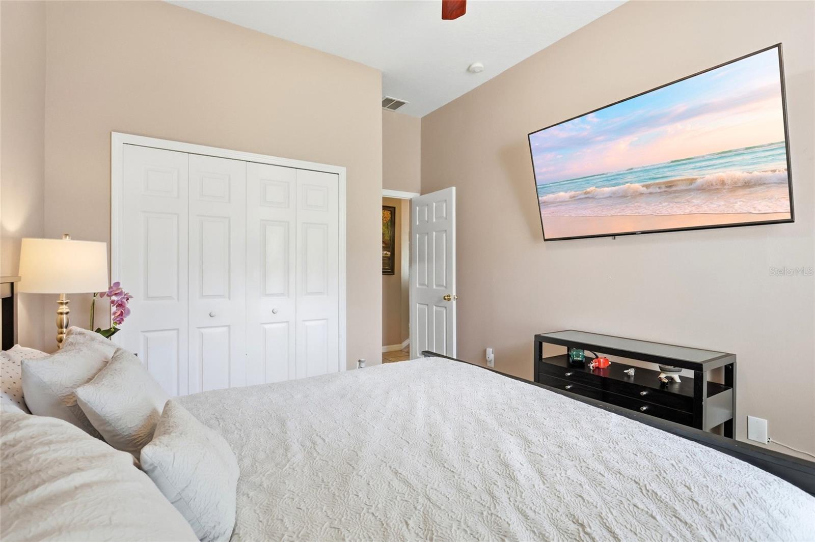 106 ALEXANDRIA PLACE DR