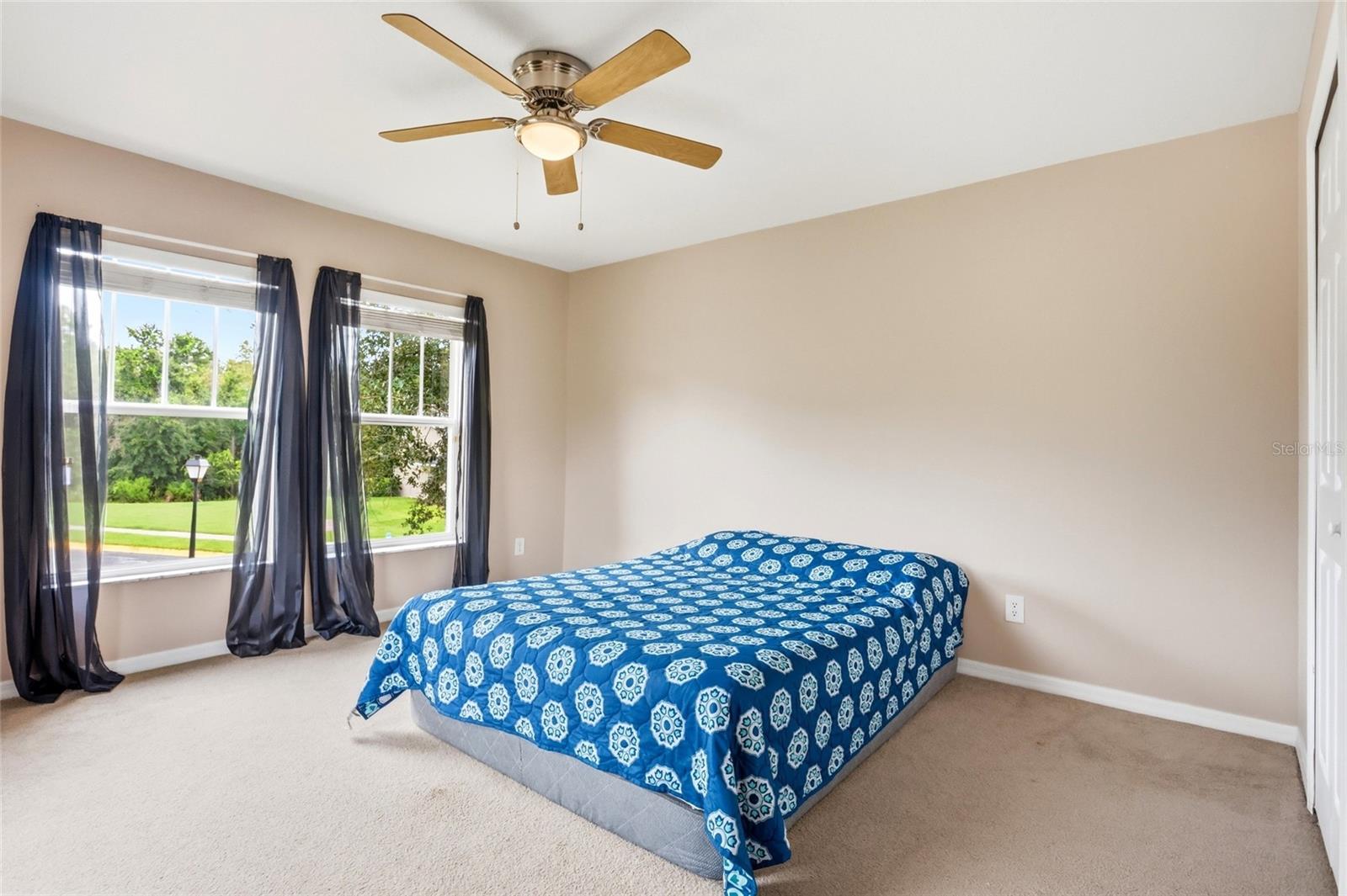 9863 TIVOLI VILLA DR