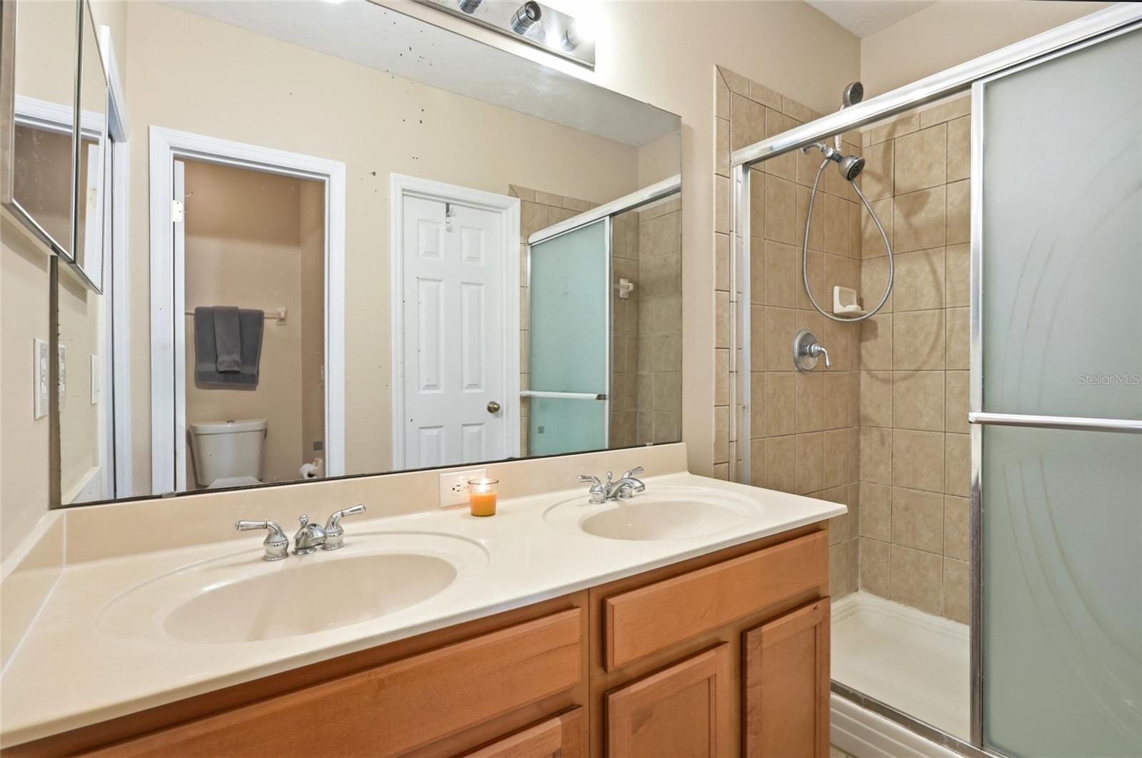 9863 TIVOLI VILLA DR