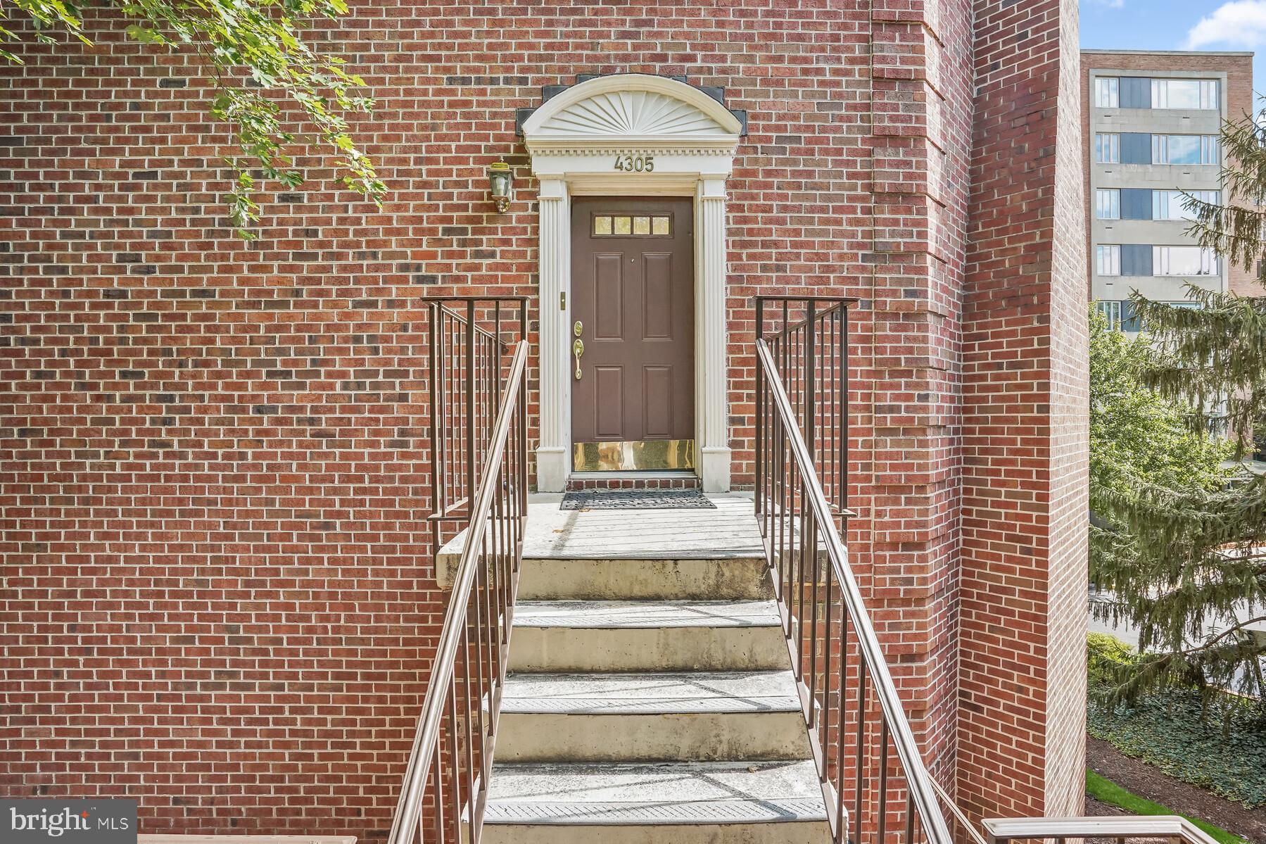 4305 MASSACHUSETTS AVE NW