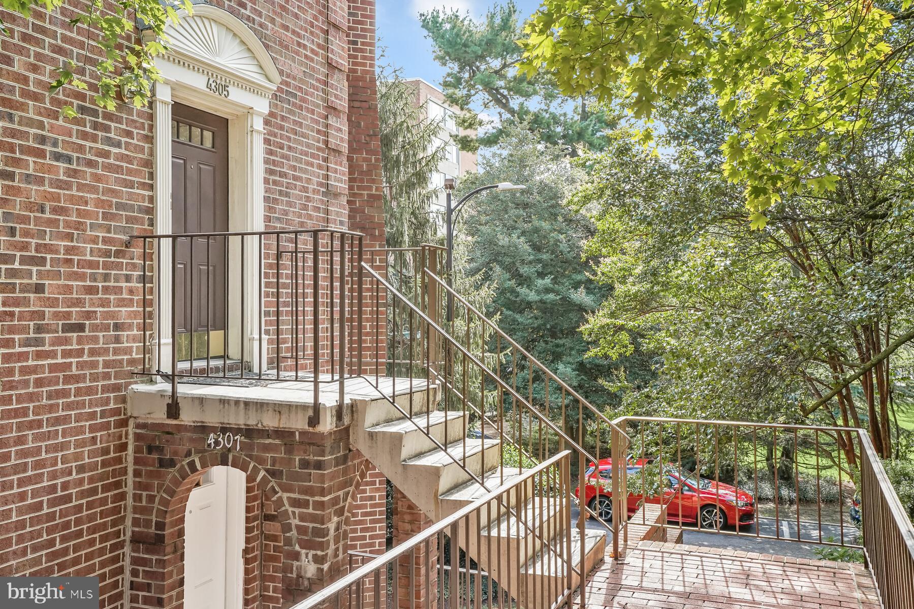 4305 Massachusetts Ave NW