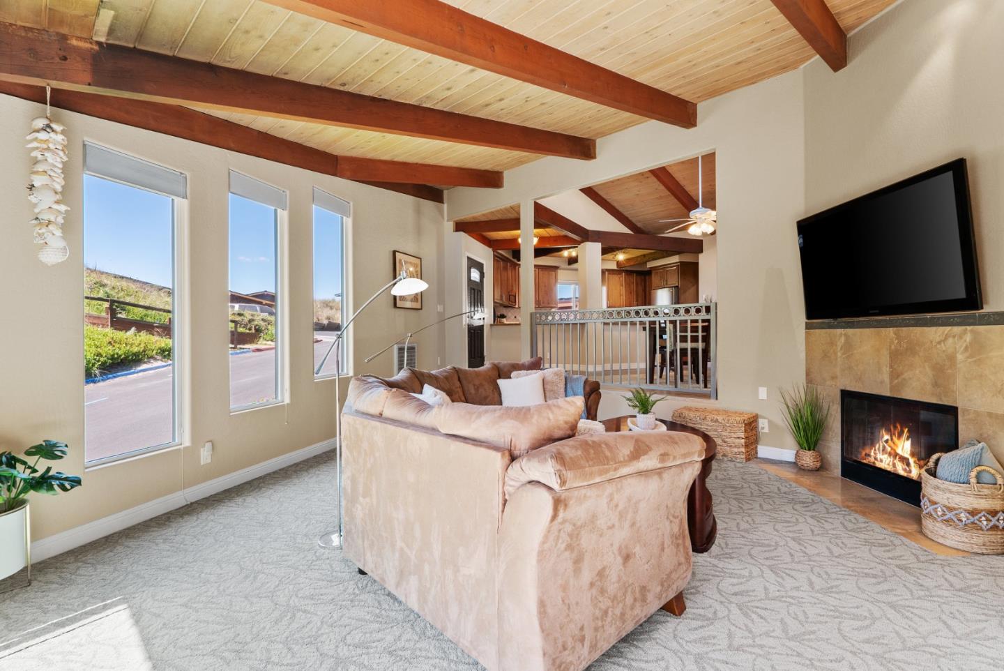 37 Shearwater LN