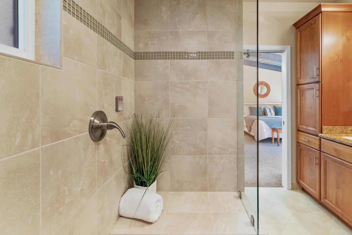 37 Shearwater LN