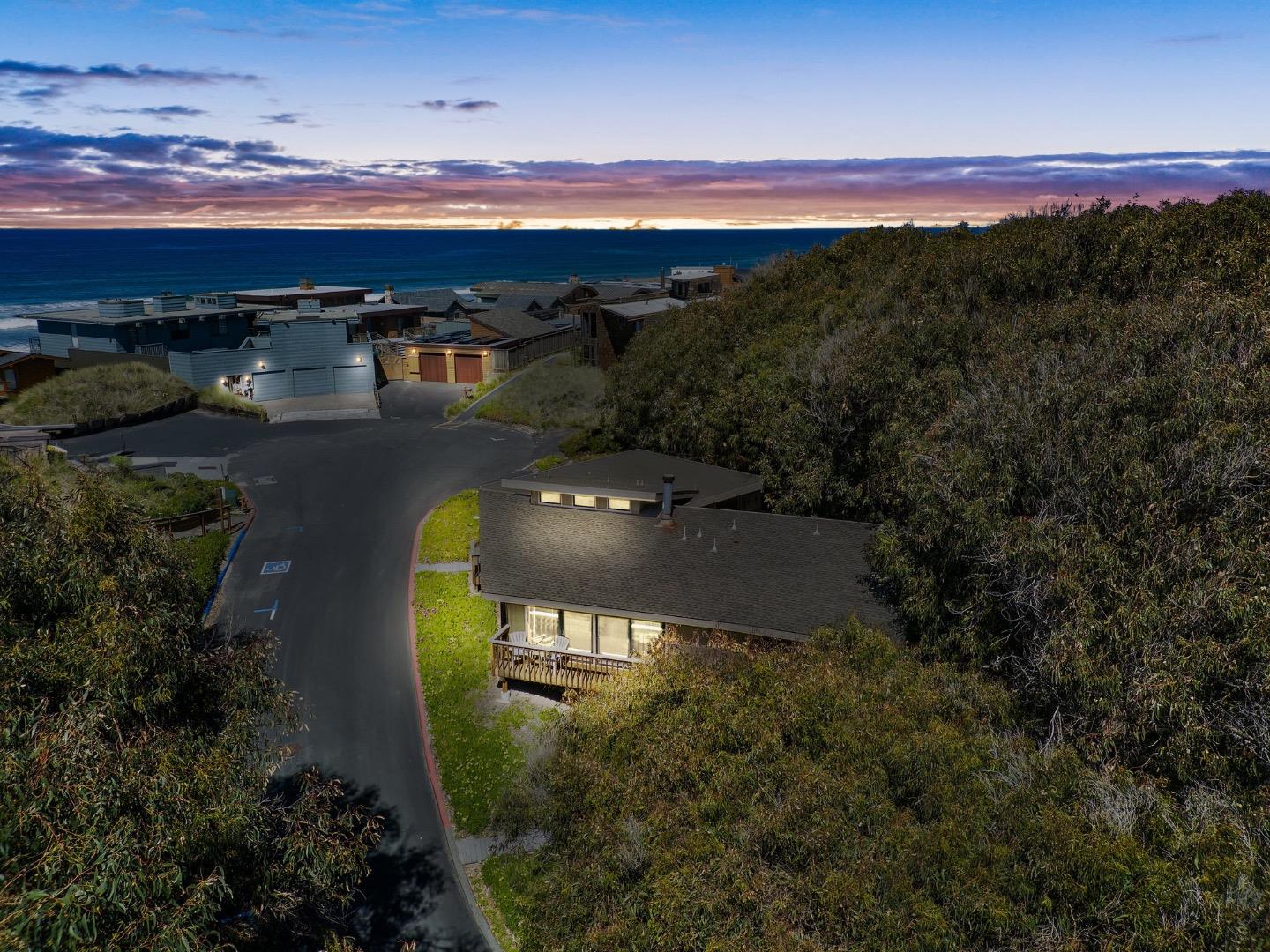 37 Shearwater LN
