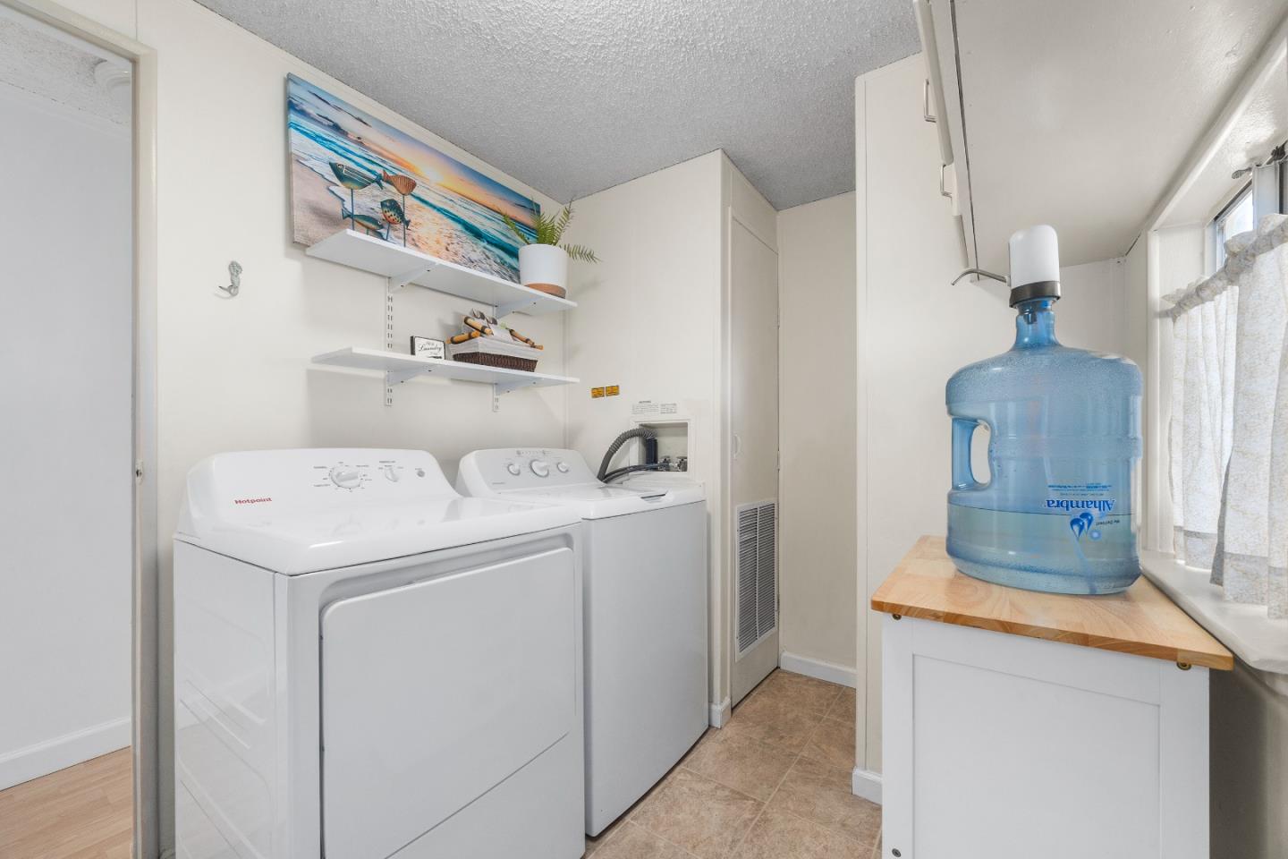1099 38th AVE 42
