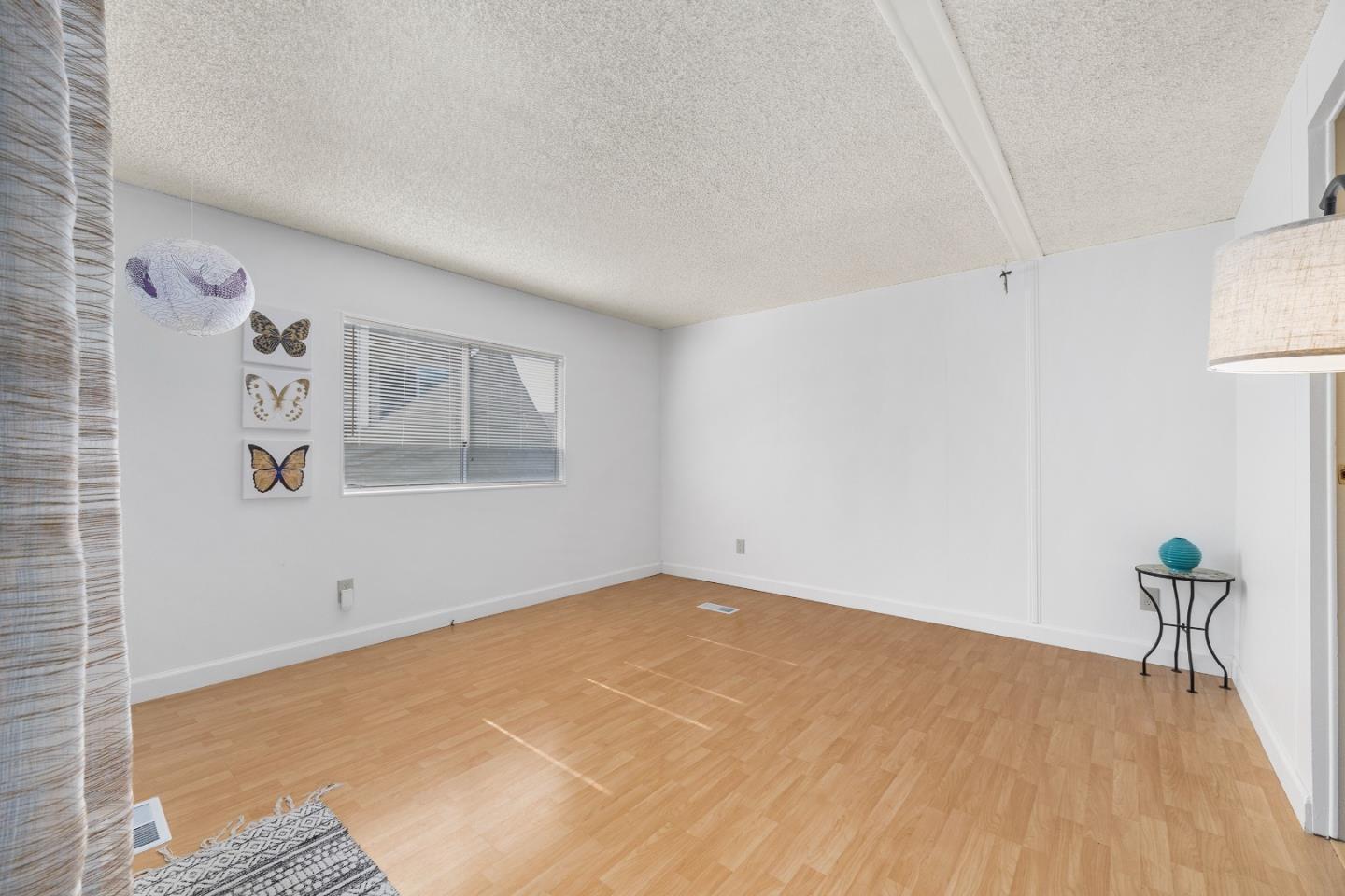 1099 38th AVE 42