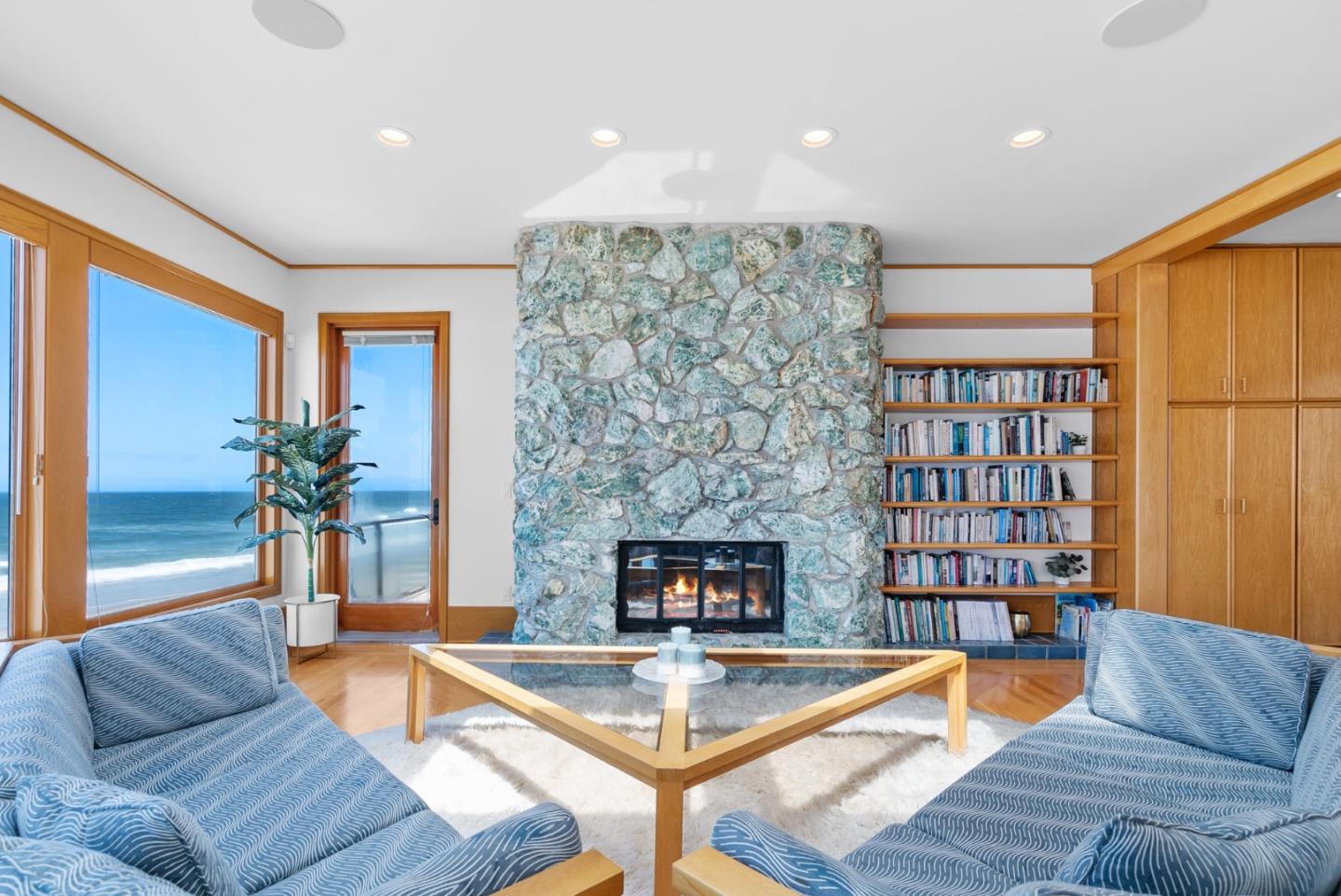 102 Willet CIR