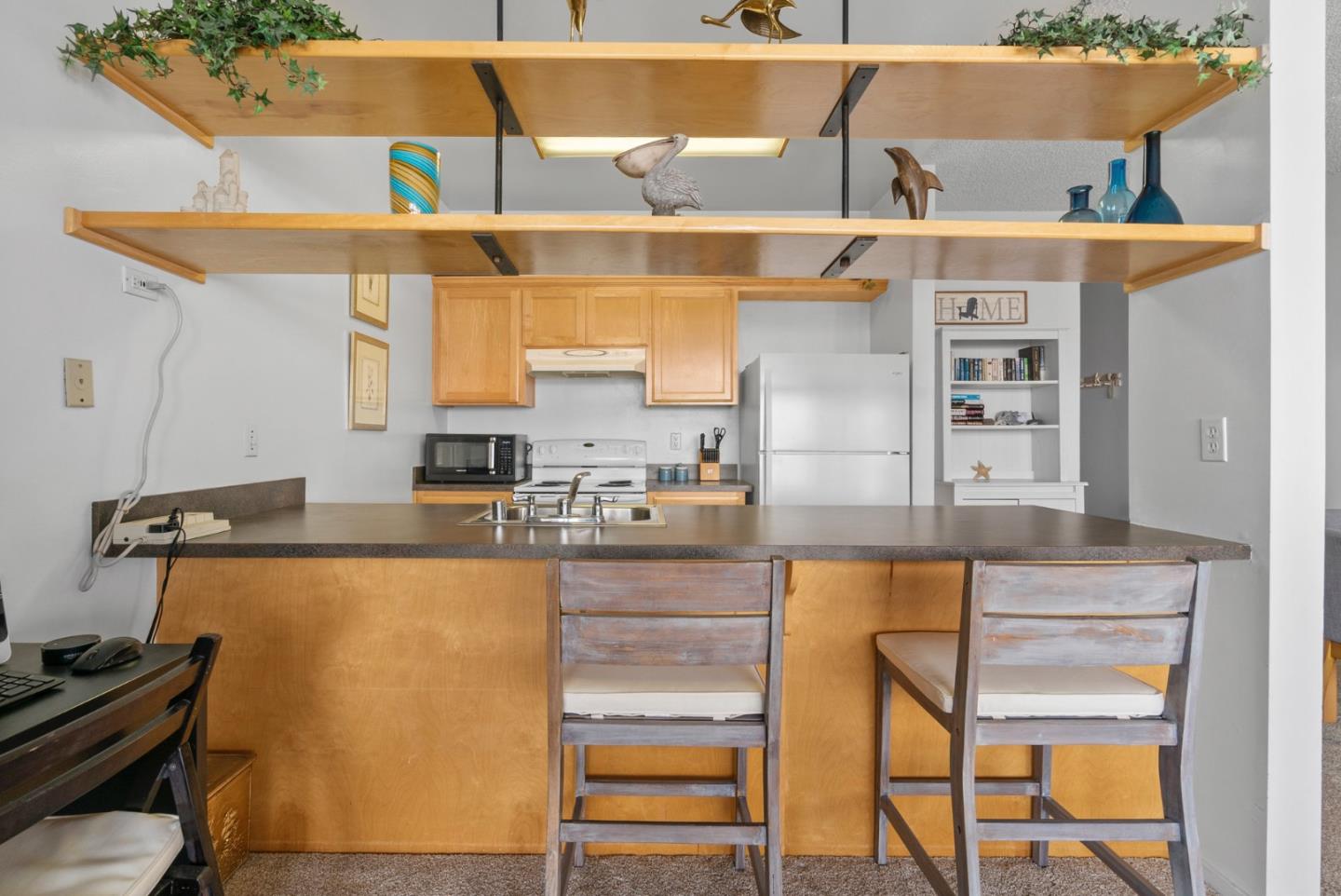 52 Pelican Point